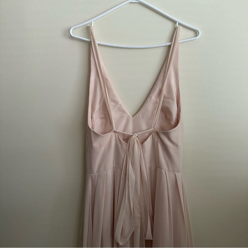 Monique Lhuillier Gown - Picture 10 of 12